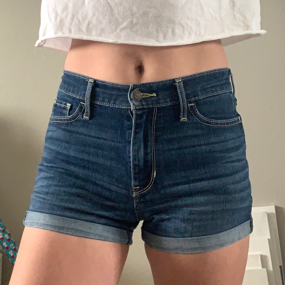 Hollister High Waisted Dark Wash Jean Shorts